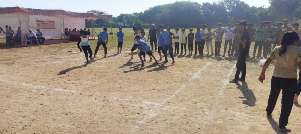 પોરબંદર બિરલા સાગર હાઈસ્કૂલ ખાતે કબ્બડી સ્પર્ધા યોજાઈ. પોરબંદર બિરલા સાગર હાઈસ્કૂલ ખાતે કબ્બડી સ્પર્ધા યોજાઈ.