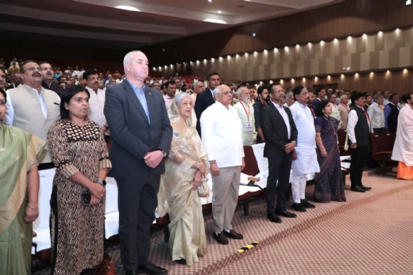 સંઘની શતાબ્દી નિમિત્તે ભારતીય વિચાર મંચ દ્વારા આયોજિત વ્યાખ્યાનમાળાનું મુખ્યમંત્રીના હસ્તે ઉદ્ઘાટન સંઘની શતાબ્દી નિમિત્તે ભારતીય વિચાર મંચ દ્વારા આયોજિત વ્યાખ્યાનમાળાનું મુખ્યમંત્રીના હસ્તે ઉદ્ઘાટન