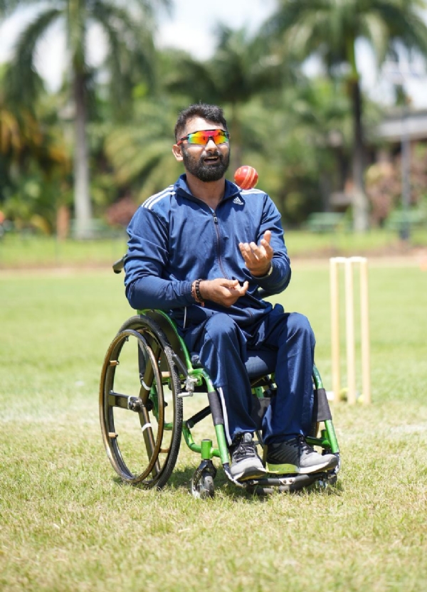 વેસ્ટ ઝોનની ક્રિકેટ ટુર્નામેન્ટ રમવા ગુજરાતની વ્હીલચેર ક્રિકેટ ટીમ રવાના. વેસ્ટ ઝોનની ક્રિકેટ ટુર્નામેન્ટ રમવા ગુજરાતની વ્હીલચેર ક્રિકેટ ટીમ રવાના.