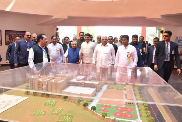 શ્વેત ક્રાંતિથી રાષ્ટ્ર ક્રાંતિ તરફ પ્રયાણ — અમિતભાઈ શાહના હસ્તે સૈનિક સ્કૂલ અને ઓર્ગેનિક પ્લાન્ટનું લોકાર્પણ