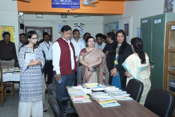 Bharat sarkar na shikshan mantralay na adhikaruo banaskamtha Bharat sarkar na shikshan mantralay na adhikaruo banaskamtha