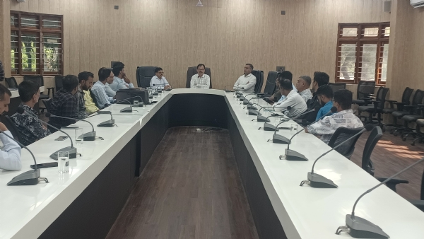 સરદાર વલ્લભભાઈ પટેલની 150મી જન્મજયંતિ નિમિત્તે પોરબંદરમાં આવતી કાલે. પદયાત્રાનું આયોજન સરદાર વલ્લભભાઈ પટેલની 150મી જન્મજયંતિ નિમિત્તે પોરબંદરમાં આવતી કાલે. પદયાત્રાનું આયોજન