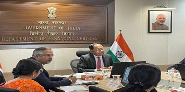 ડીએફએસ સચિવે, હોસ્પિટલો અને વીમા કંપનીઓ વચ્ચે વધુ સહયોગ પર ભાર મૂક્યો