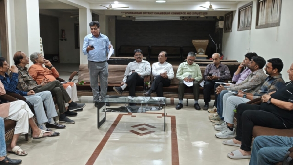 આગામી વાઇબ્રન્ટ ગુજરાત રીજનલ કોન્ફરસના આયોજન અંગે પોરબંદર જિલ્લા-સ્તરીય મિટિંગ યોજાઈ. આગામી વાઇબ્રન્ટ ગુજરાત રીજનલ કોન્ફરસના આયોજન અંગે પોરબંદર જિલ્લા-સ્તરીય મિટિંગ યોજાઈ.