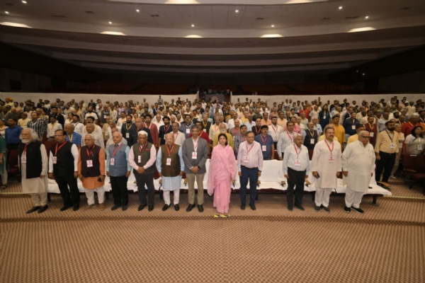 અમદાવાદ ખાતે વ્યાખ્યાનમાળા અમદાવાદ ખાતે વ્યાખ્યાનમાળા