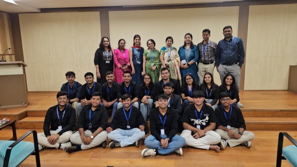 એસ.વી.આઈ.ટી.વાસદમાં “BuzzTech 2025,50 દિવસીય ઉદ્યોગસાહસ અને બિઝનેસ લોન્ચ ચેલેન્જ સફળતાપૂર્વક પૂર્ણ એસ.વી.આઈ.ટી.વાસદમાં “BuzzTech 2025,50 દિવસીય ઉદ્યોગસાહસ અને બિઝનેસ લોન્ચ ચેલેન્જ સફળતાપૂર્વક પૂર્ણ