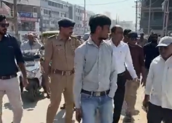 પાટણમાં નવા બસ સ્ટેશન અગાઉ દબાણ હટાવવાની કાર્યવાહી