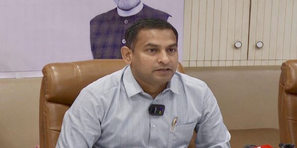 અમદાવાદ શહેર-જિલ્લામાં 5524 બુથ લેવલ ઑફિસર્સ દ્વારા 62.59 લાખથી વધુ મતદારો માટે મતદારયાદી ખાસ સુધારણા ઝૂંબેશ પ્રગતિમાં