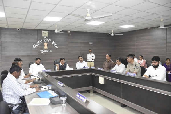 કેન્દ્રીય મંત્રી મનસુખ માંડવીયા કેન્દ્રીય મંત્રી મનસુખ માંડવીયા