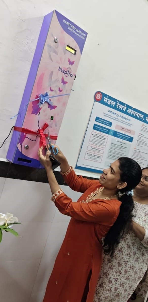 સેનિટરી પેડ વેન્ડિંગ મશીનની