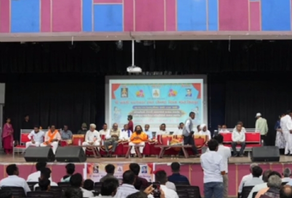 સિદ્ધપુરમાં 19મો રાવત વિકાસ મંડળનો તેજસ્વી તારલાઓનો સન્માન સમારોહ ભવ્ય રીતે યોજાયો સિદ્ધપુરમાં 19મો રાવત વિકાસ મંડળનો તેજસ્વી તારલાઓનો સન્માન સમારોહ ભવ્ય રીતે યોજાયો