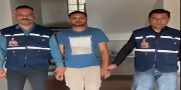 પાટણ ACBની કાર્યવાહી: 50 હજારની લાંચ સાથે એન્જિનિયર પકડાયો