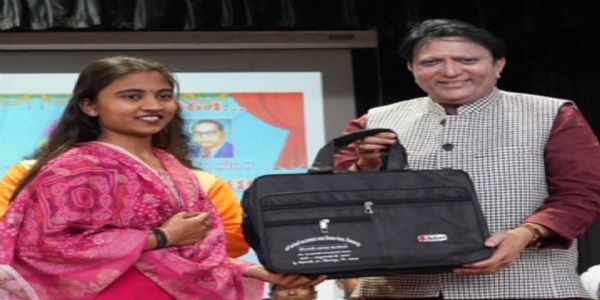 સિદ્ધપુરમાં 19મો રાવત વિકાસ મંડળનો તેજસ્વી તારલાઓનો સન્માન સમારોહ ભવ્ય રીતે યોજાયો