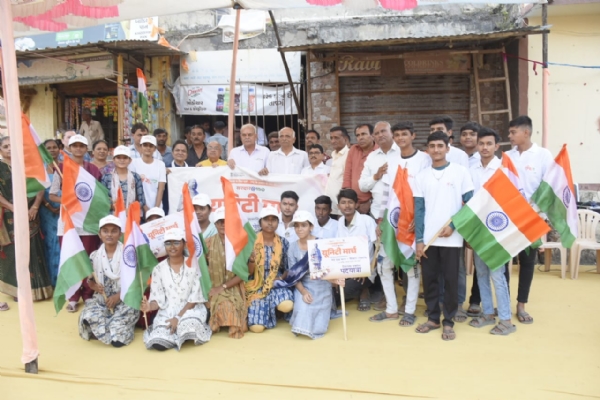 કુતિયાણાના વિધાનસભા મતવિસ્તારના મુળમાધવપુર થી માધવપુર સુધી યુનિટી માર્ચ યોજાઈ.