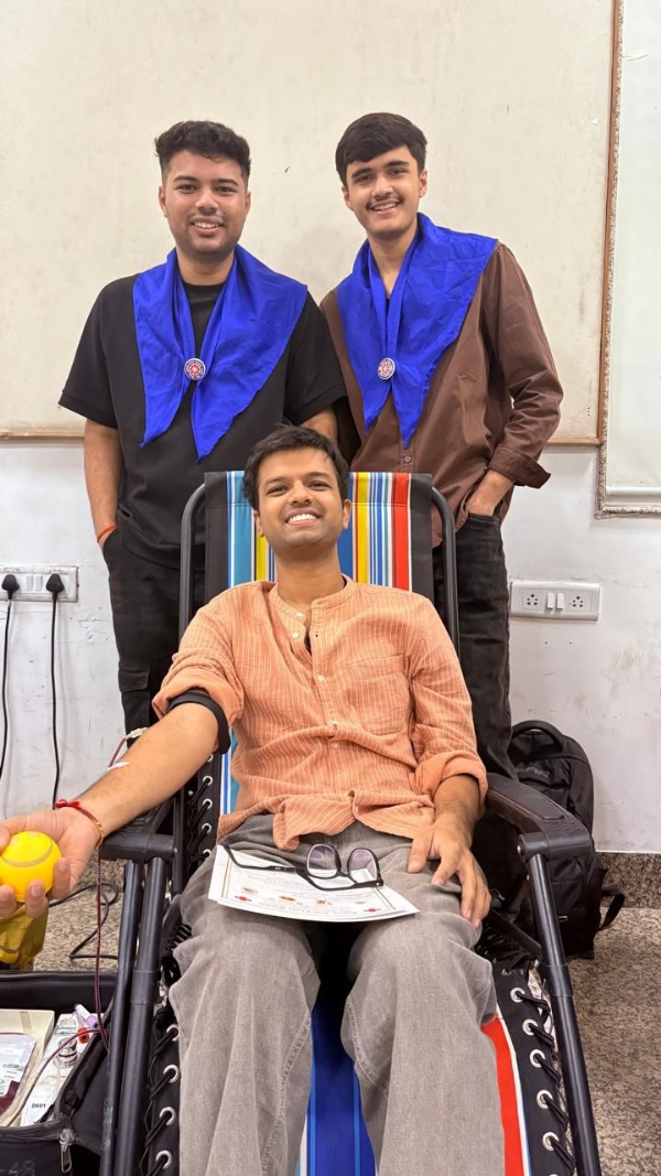 મેગા બ્લ્ડ ડોનેશન કેમ્પ