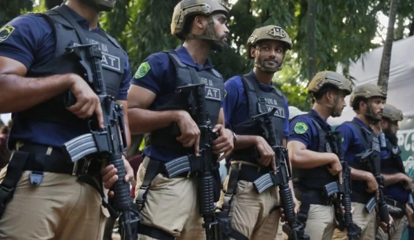 બાંગ્લાદેશમાં ચુસ્ત બંદોબસ્ત બાંગ્લાદેશમાં ચુસ્ત બંદોબસ્ત