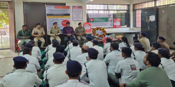 માર્ગ અકસ્માતમાં મૃત્યુ પામેલા નાગરિકોને શ્રદ્ધાંજલિ આપવાનો દિવસ એટલે નવેમ્બર મહિનાનો ત્રીજો રવિવાર