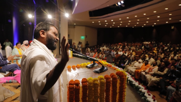 મહિલાઓના માન–સન્માન અને મેનસ્ટ્રુઅલ હેલ્થના અધ્યાત્મિક યોદ્ધા ડૉ.રાજેન્દ્ર વિજય મુનિ મહિલાઓના માન–સન્માન અને મેનસ્ટ્રુઅલ હેલ્થના અધ્યાત્મિક યોદ્ધા ડૉ.રાજેન્દ્ર વિજય મુનિ