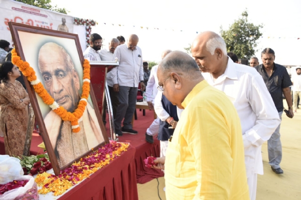 કુતિયાણાના વિધાનસભા મતવિસ્તારના મુળમાધવપુર થી માધવપુર સુધી યુનિટી માર્ચ યોજાઈ.