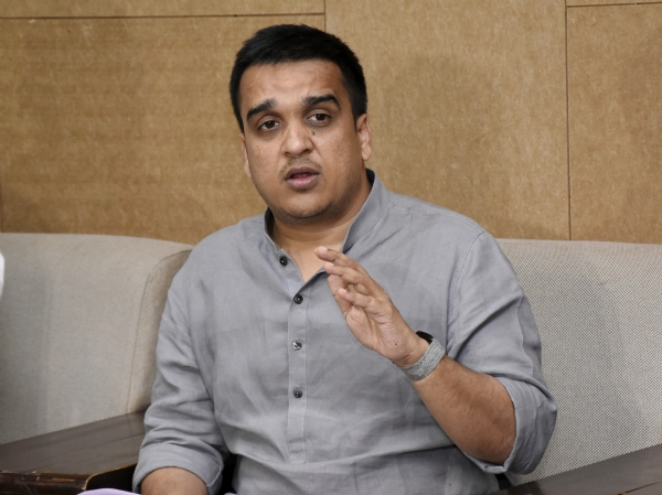 નાયબ મુખ્યમંત્રી હર્ષ સંઘવી નાયબ મુખ્યમંત્રી હર્ષ સંઘવી