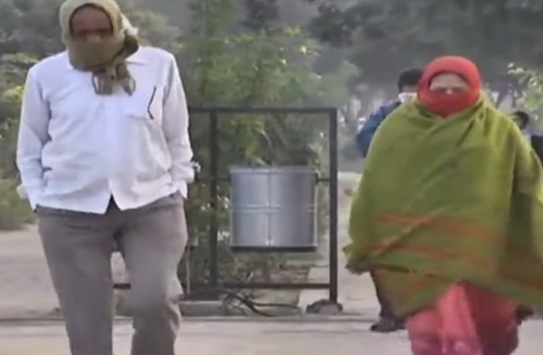 રાજ્યમાં ઠંડીનો પારો વધ્યો નલિયા 10.5 ડિગ્રી સાથે સૌથી વધુ ઠંડુ રાજ્યમાં ઠંડીનો પારો વધ્યો નલિયા 10.5 ડિગ્રી સાથે સૌથી વધુ ઠંડુ