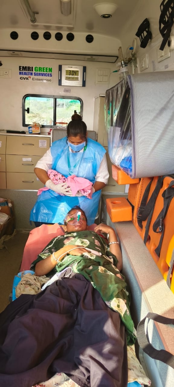 બાપોદર ગામે પરપ્રાંતીય મહિલાને 108ની ટીમે પ્રસુતિ કરાવી.