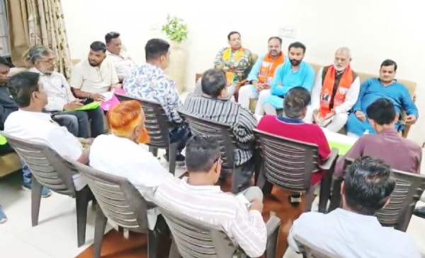 ભરૂચ ભાજપા પ્રમુખે ખેડૂતોને થયેલ નુકસાનીનું વળતર વહેલી તકે મળે તે માટે પત્રકાર પરિષદ યોજી ભરૂચ ભાજપા પ્રમુખે ખેડૂતોને થયેલ નુકસાનીનું વળતર વહેલી તકે મળે તે માટે પત્રકાર પરિષદ યોજી