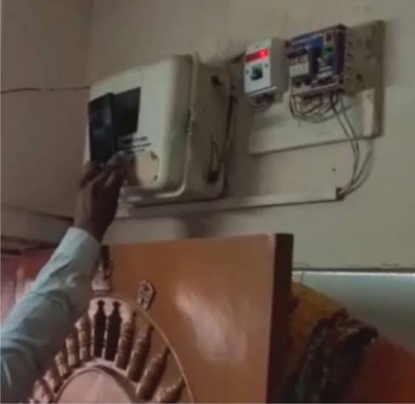 પોરબંદરના બરડા પંથકમાં પી.જી.વી.સી.એલ દ્વારા વિજચેકીંગ.