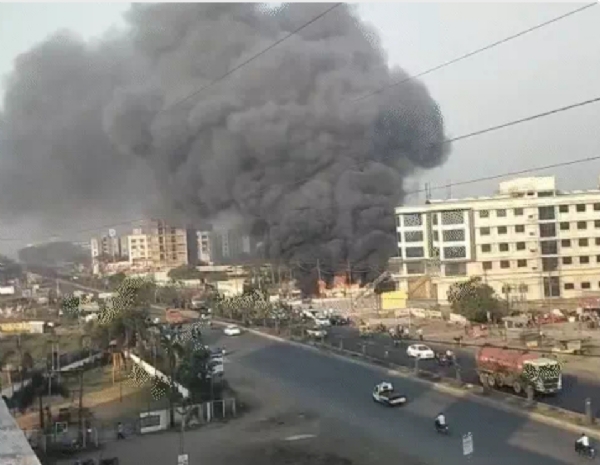 सूरत में आग