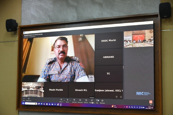 ગાંધીનગર ખાતે બેઠક યોજાઈ ગાંધીનગર ખાતે બેઠક યોજાઈ