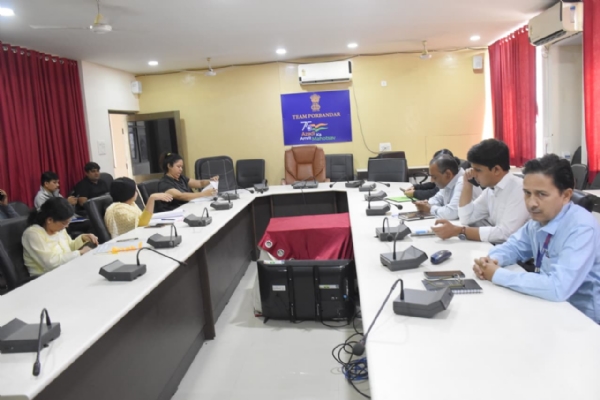 પુરવઠા અધિકારીના અધ્યક્ષસ્થાને જિલ્લા પુરવઠા અને ગ્રાહક સુરક્ષા સલાહકાર સમિતિની સમીક્ષા બેઠક યોજાઈ.