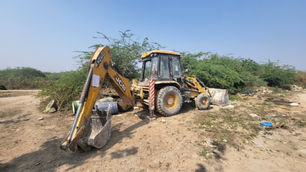 નાગકા અને બાવળવાવ ગામે ગેરકાયદેસર ચાલતી ખાણો પર તંત્રના દરોડા.