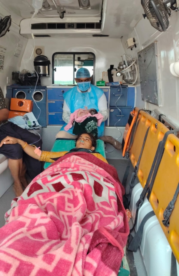 સિંધાજ ગામના વાડી વિસ્તારની મહિલાને