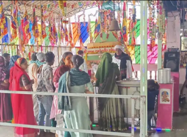 જશોમાવ હાઈવે પર આવેલ રામદેવપીરના મંદિરે માગશર સુદ બીજના દિવસે ધાર્મિક  મેળામાં શ્રદ્ધાળુઓનો ઉમળકો