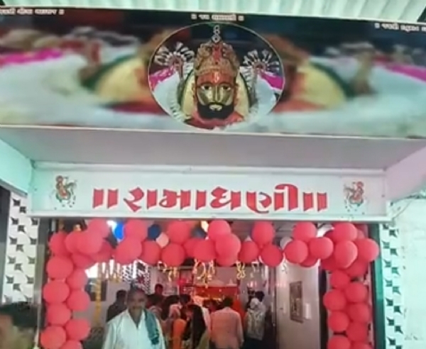 માગસર સુદ બીજના પવિત્ર દિવસે વાગદોડ રામધણી સેવા કેમ્પમા હજારો ભક્તો ઉમટી પડ્યા હતા. માગસર સુદ બીજના પવિત્ર દિવસે વાગદોડ રામધણી સેવા કેમ્પમા હજારો ભક્તો ઉમટી પડ્યા હતા.