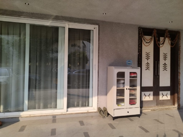 ભૂતપૂર્વ એક્સાઇઝ કમિશનર નિરંજન દાસના નિવાસસ્થાને દરોડા