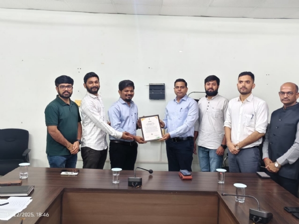 સૌપ્રથમ સો ટકા કામગીરી કરનાર