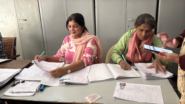 SIR ની કામગીરી મા વેગ આવે તે હેતુ ભાજપ પક્ષ ના આગેવાનો, નેતાઓ કાર્યકરો મદદરૂપ થવા આગળ આવ્યા