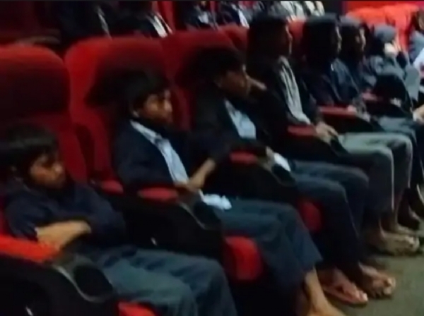 સિદ્ધપુર પોલીસે મંગલજીવન ટ્રસ્ટના વૃદ્ધો તથા બાળકો માટે વિશેષ ધાર્મિક ફિલ્મ ‘લાલો’ બતાવી સંવેદનાનુ સુંદર ઉદાહરણ પૂરું પાડ્યું.