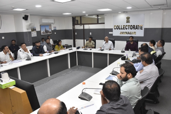 વહીવટી તંત્રની બેઠક