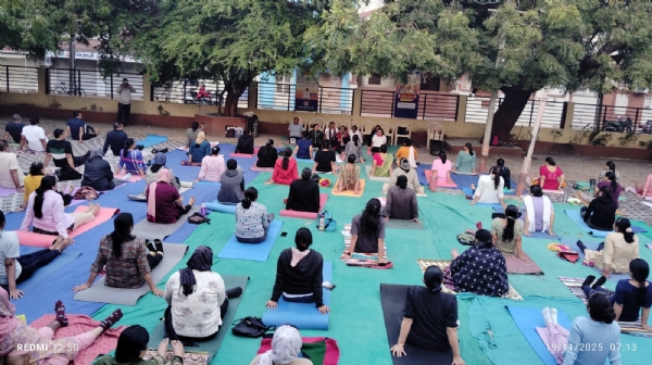 પોરબંદર જિલ્લામાં મેદસ્વિતા મુક્ત ગુજરાત અભિયાન અંતર્ગત યોગ શિબિરનો સફળ પ્રારંભ. પોરબંદર જિલ્લામાં મેદસ્વિતા મુક્ત ગુજરાત અભિયાન અંતર્ગત યોગ શિબિરનો સફળ પ્રારંભ.