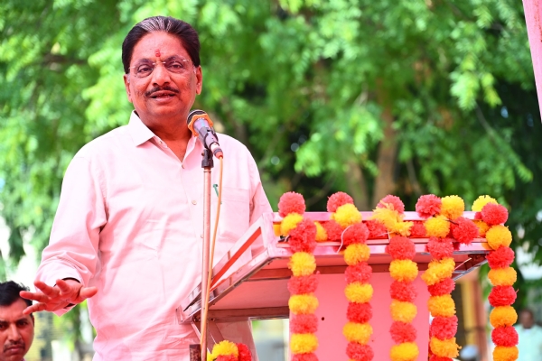 વિસનગરના કમાણા ખાતે રાવળ યોગી વિકાસ ટ્રસ્ટ દ્વારા તેજસ્વી તારલાઓનો ભવ્ય સન્માન સમારોહ વિસનગરના કમાણા ખાતે રાવળ યોગી વિકાસ ટ્રસ્ટ દ્વારા તેજસ્વી તારલાઓનો ભવ્ય સન્માન સમારોહ