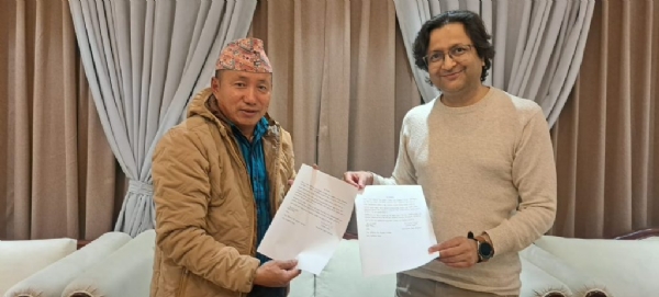 દુર્ગા પ્રસાઈ એ સમજુતી કરી દુર્ગા પ્રસાઈ એ સમજુતી કરી