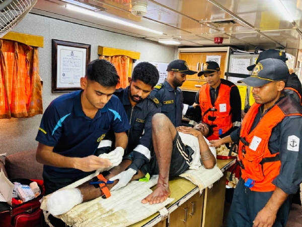 પીપાવાવ–જાફરાબાદ દરિયામાં ફરી દુર્ઘટના: IFB અકબરી કશ્તીમાં માછીમારનો પગ કપાયો, MRSC પીપાવાવની સમયસર કાર્યવાહીથી બચી ગઈ જાન