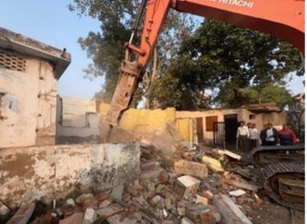 After Chandola Lake in Ahmedabad, mega demolition in Isanpur Lake After Chandola Lake in Ahmedabad, mega demolition in Isanpur Lake