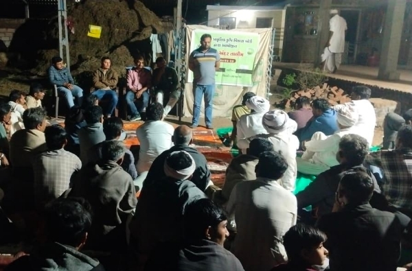 આત્મા દ્વારા મહુવા તાલુકાના દુધાણા ક્લસ્ટરના સમઢિયાળા નં-3 ખાતે વિલિંગ ફાર્મરની તાલીમ યોજાઇ આત્મા દ્વારા મહુવા તાલુકાના દુધાણા ક્લસ્ટરના સમઢિયાળા નં-3 ખાતે વિલિંગ ફાર્મરની તાલીમ યોજાઇ