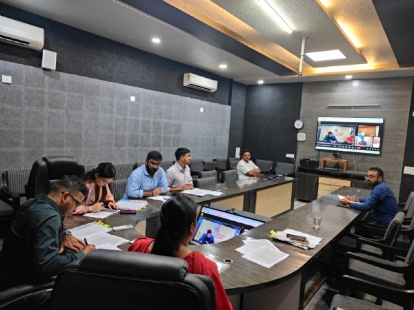 મતદારયાદી ખાસ સઘન સુધારણા (SIR) સંબંધિત જિલ્લાના તમામ ઇ.આર.ઓ સાથે રીવ્યુ બેઠક યોજાઇ