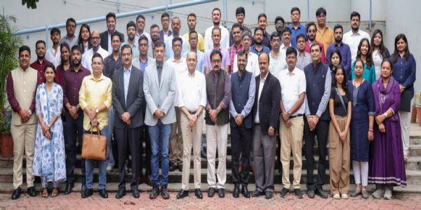 એએમએના પાર્ટ-ટાઇમ એડવાન્સ્ડ સર્ટિફિકેટ પ્રોગ્રામ્સનો દીક્ષાંત સમારોહ યોજાયો