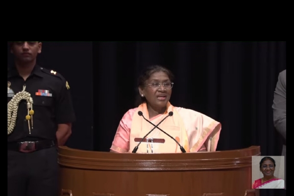 રાષ્ટ્રપતિ દ્રૌપદી મુર્મુ રાષ્ટ્રપતિ દ્રૌપદી મુર્મુ