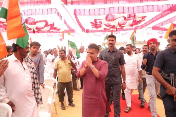 કચ્છના પ્રથમ સરહદી ગામ પુનરાજપરની મુલાકાત